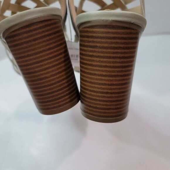 Liz Claiborne Teagan Block Heeled Sandals Size 11 - Picture 10 of 12
